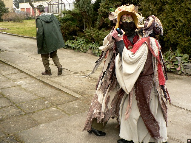 img00004.jpg